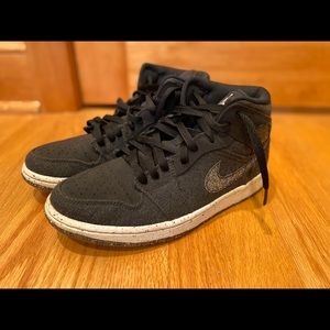 Nike Air Jordan 1 Mid SE Crater Black Racer Blue Mens Size 7 = Womens Size 8.5